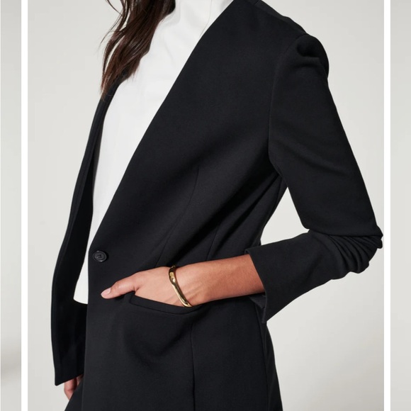 SPANX PERFECTLY OVERSIZED BLAZER SMALL BLACK - Picture 2 of 11